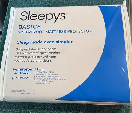 Photo of free mattress cover (Havertown) #1