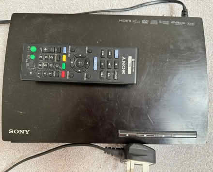 Photo of free Sony Blu Ray & DVD Player (Beaconsfield HP9) #1