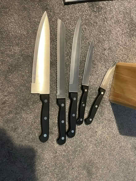 Photo of free Knife block (Birmingham Stirchley B30) #2