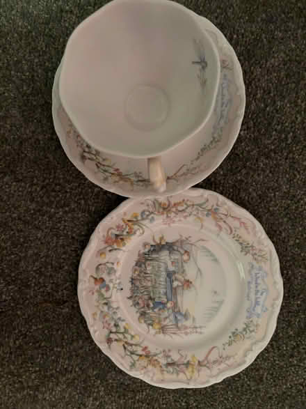 Photo of free Children’s ornaments, dishes etc. China (Currie EH14) #3