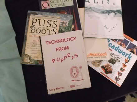 Photo of free puppet books (Bournes Green SS2) #1