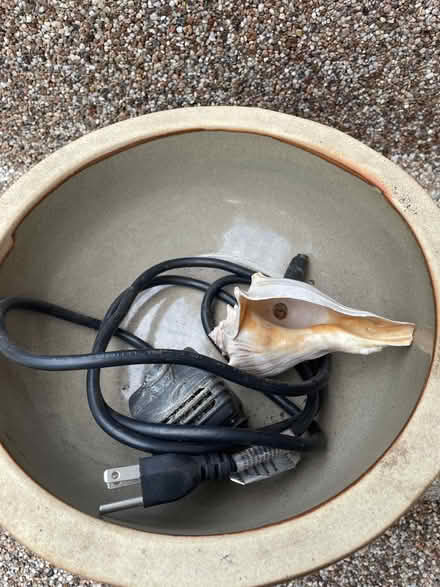 Photo of free indoor fountain components (Bayview and Sheppard) #1