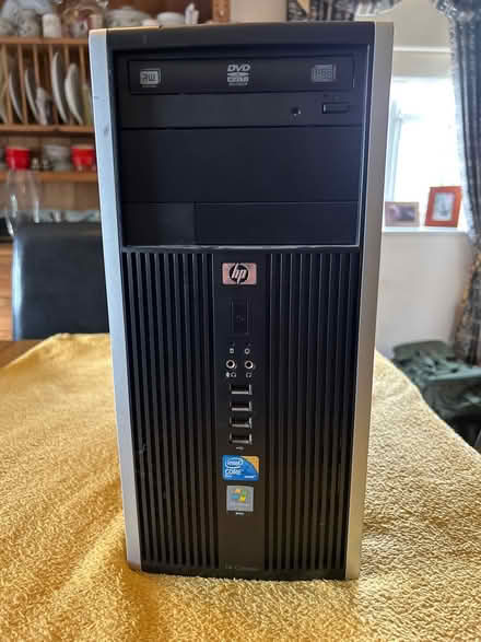 Photo of free HP Compaq Desktop computer (Leyland PR26) #1