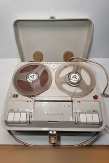 Photo of Reel to reel tape player (Stockport SK3) #1
