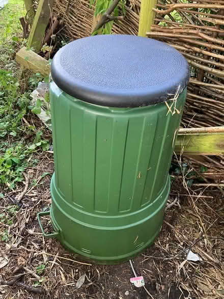 Photo of free Compost Bin (RG8 (RG8 (RG8 (Whitchurch Hill)) #2