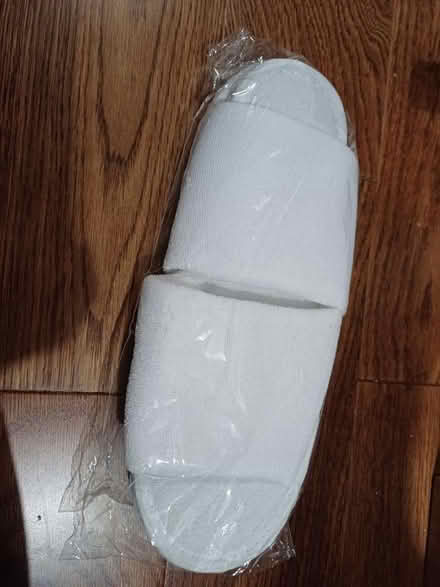 Photo of free Hotel-style slippers (CB5) #1
