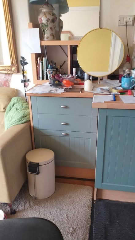 Photo of free Worktop unit glass fronted & doors (Ainthorpe YO21) #4