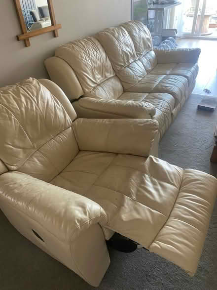 Photo of free 3 seater, 1 chair leather sofa (Eastbourne) #1