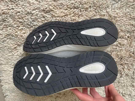 Photo of free Trainers size 40 (EUR) (Angel N1) #2