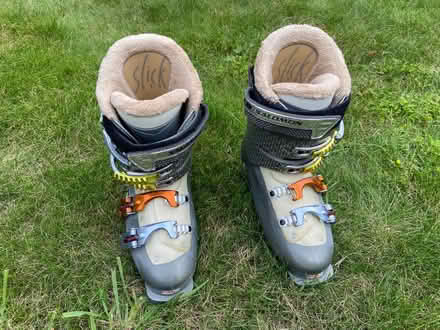 Photo of free Ski Boots (Finchampstead RG40) #1