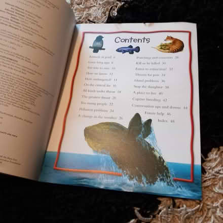Photo of free 100 Facts Endangered Animals book (Hitchin SG5) #3