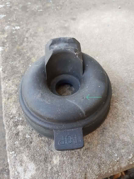 Photo of free nissan micra 2002 front headlight bulb dust cover (Portishead BS20) #3