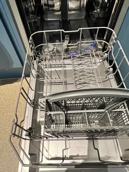 Photo of free Slimline Dishwasher - Not Working (Camberwell, SE5) #4