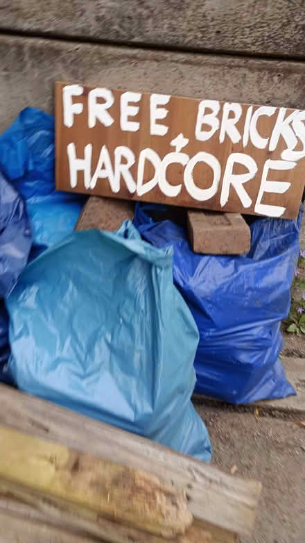 Photo of free Bricks and hardcore (Somercotes DE55) #1