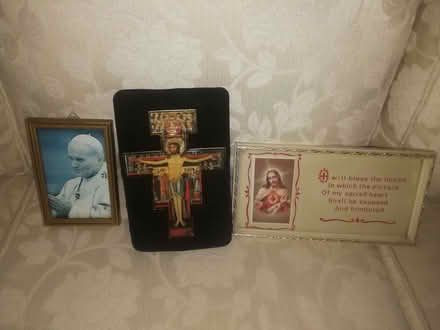 Photo of free Religious statues, crucifixes etc (GU52) #1
