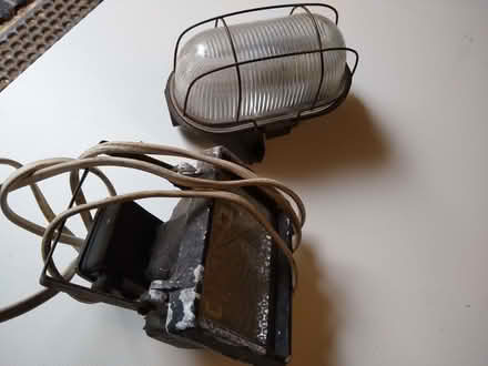 Photo of free External light fittings (Presteigne LD8) #2