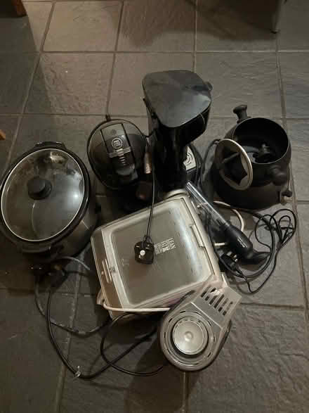 Photo of free Various electronics Job Lot (Trent College NG10 4AD) #1