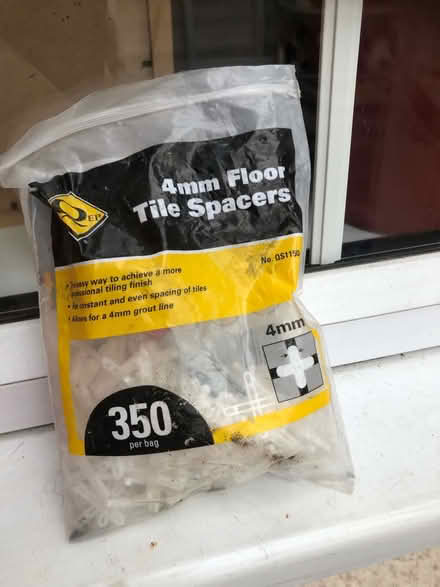 Photo of free 4mm floor tile spacers (Spondon DE21) #1