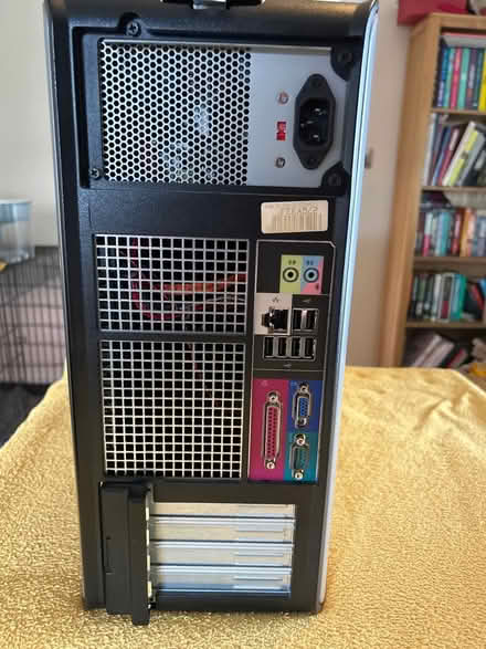 Photo of free Dell Optiplex desktop computer (Leyland PR26) #2