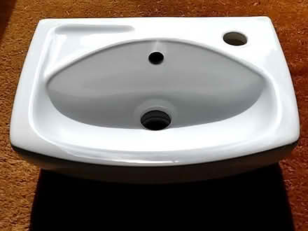 Photo of free Cloakroom basin (Goffs Oak EN7) #1