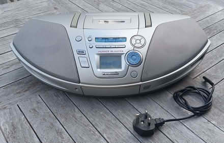 Photo of free Large portable CD/Radio/Cassette Player (Bussage GL6) #1