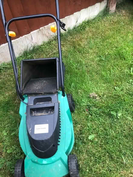Photo of free SPARES/REPAIR small lawnmower (Spondon DE21) #1