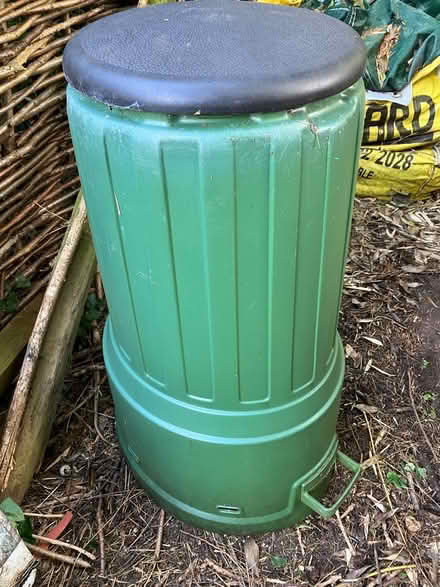 Photo of free Compost Bin (RG8 (RG8 (RG8 (Whitchurch Hill)) #1