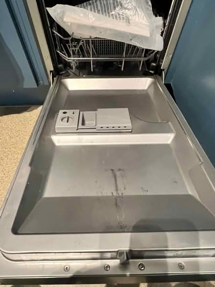 Photo of free Slimline Dishwasher - Not Working (Camberwell, SE5) #2