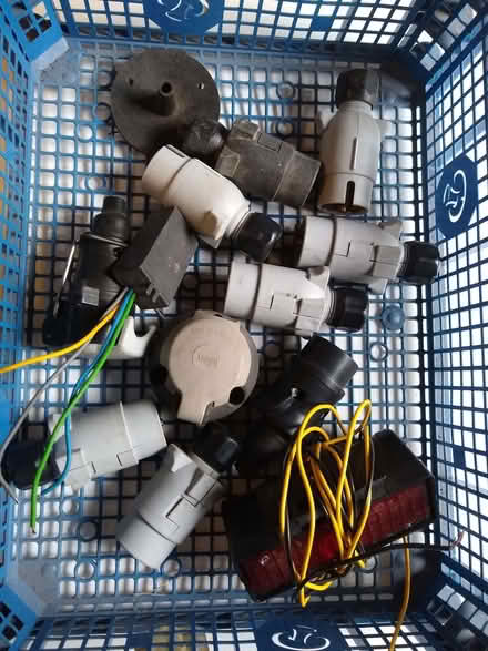 Photo of free Trailer lighting conectors (Presteigne LD8) #1