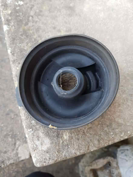 Photo of free nissan micra 2002 front headlight bulb dust cover (Portishead BS20) #2