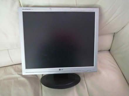 Photo of free LG Flatron L1917S monitor (Baldock SG7) #1