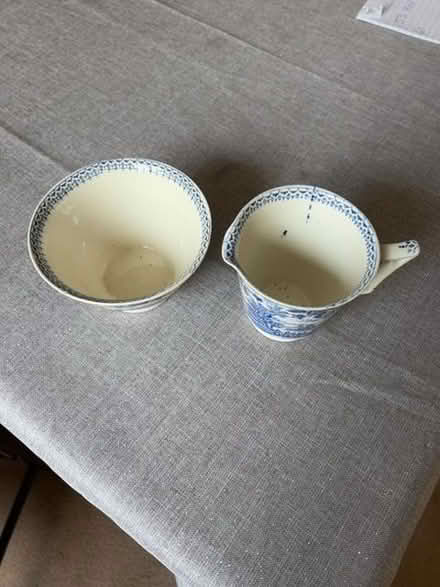 Photo of free Sugar bowl and jug (Heysham LA3) #4