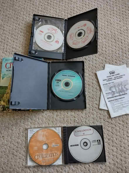 Photo of free PC CDROM games (Addiscombe CR0) #2