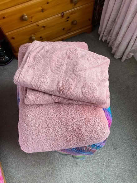 Photo of free Cosy fleece duvet sets (LE67 Bagworth) #2