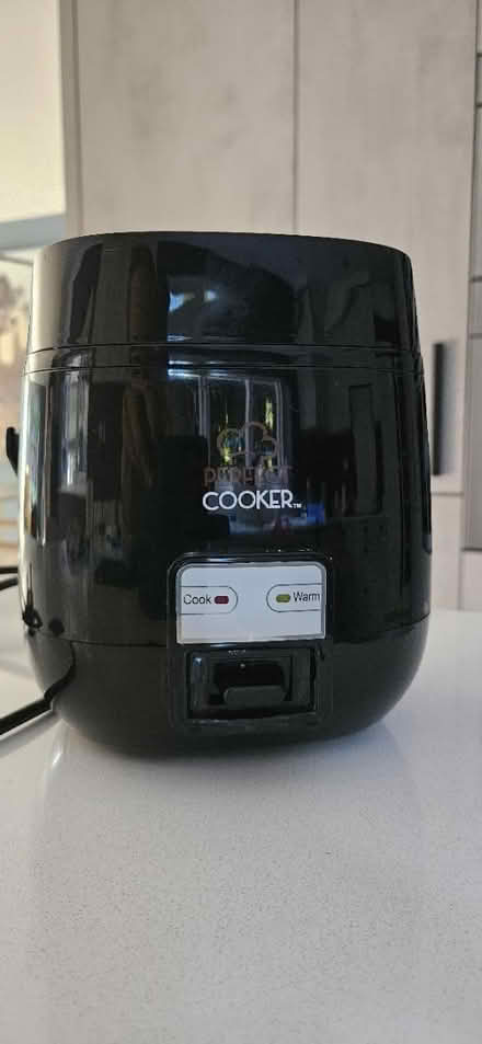 Photo of free Rice maker (Leatherhead) #1