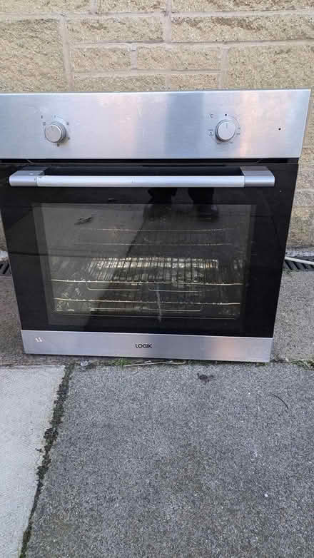 Photo of free Built in oven (PR2 fulwood) #1