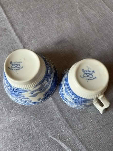 Photo of free Sugar bowl and jug (Heysham LA3) #3