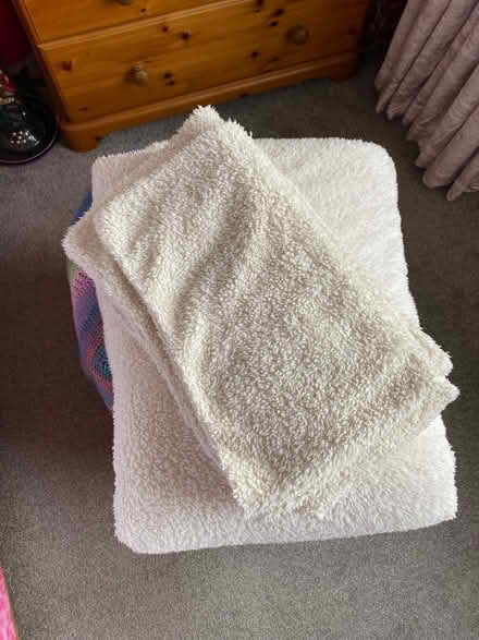 Photo of free Cosy fleece duvet sets (LE67 Bagworth) #1