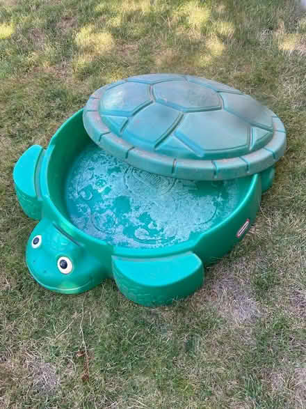 Photo of free Kids sand or water pit (Linslade LU7) #1