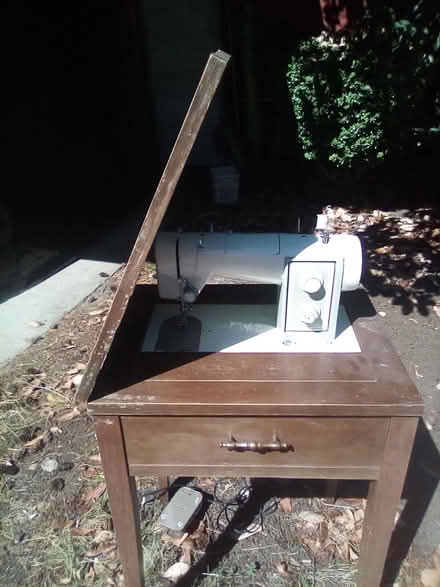 Photo of free Older Sears Kenmore sewing machine (Lakewood, near St Clares) #3