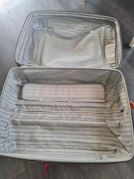 Photo of free Large Suitcase- broken handle (N7) #2