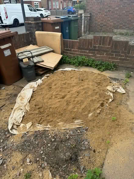 Photo of free Sharp sand (HA3 Harrow & Wealdstone) #1