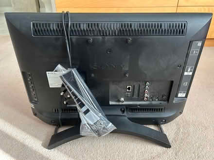 Photo of free 22” Sony TV and stand (Littleover DE23) #2