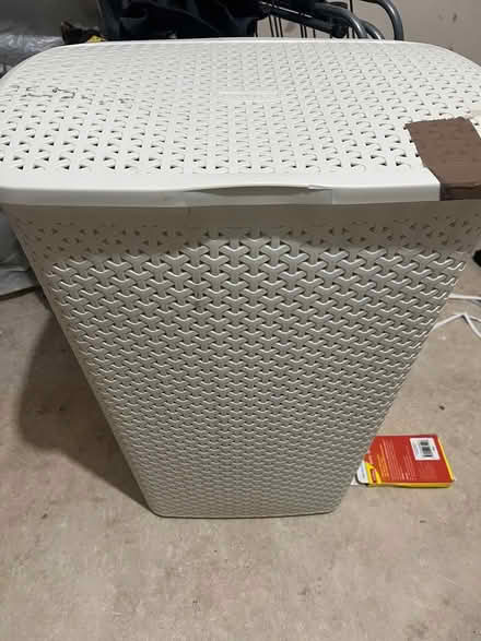 Photo of free Laundry basket (Dulwich) #1