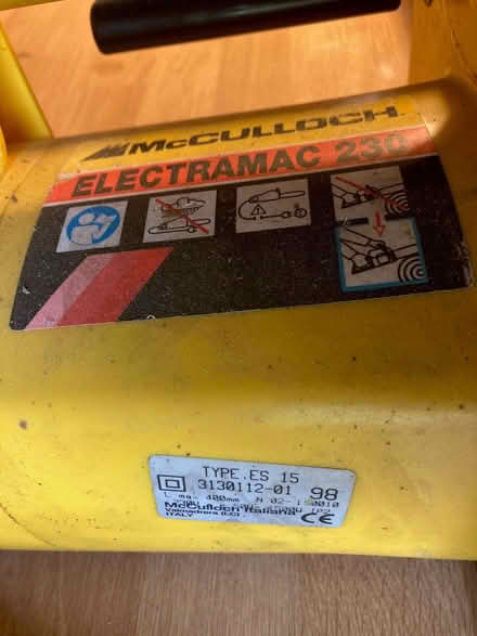 Photo of free Electric chain saw (needs new motor brushes) (Steventon OX13) #2