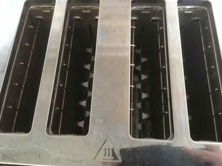 Photo of free 4 slice sandwich toaster (Sundon Park LU3) #2