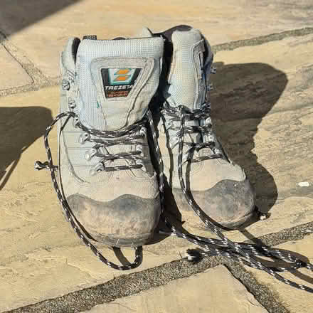 Photo of free Size 3.5 Terrazza walking boots. (Leasgill LA7) #1