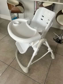 Photo of free Baby feeding chair (Sallynoggin / Killiney) #1
