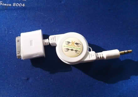 Photo of free retractrable cable (Bronllys LD3) #1