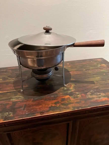 Photo of free Let’s party w Chafing dish (Tribeca) #1
